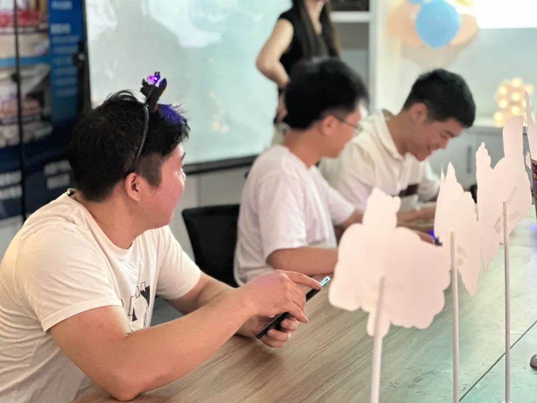 23_1080 �� 810_81.8 KB.jpg